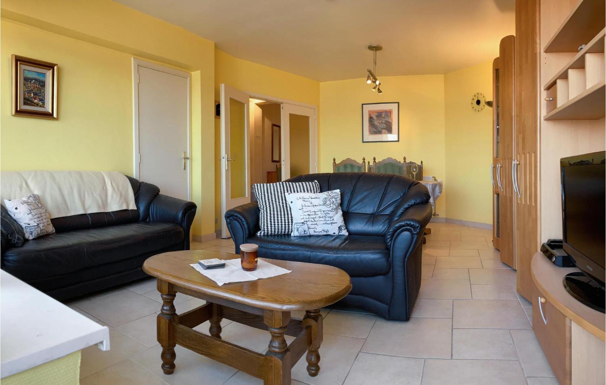 Awesome Apartment In Oostende With House Sea View Eksteriør billede