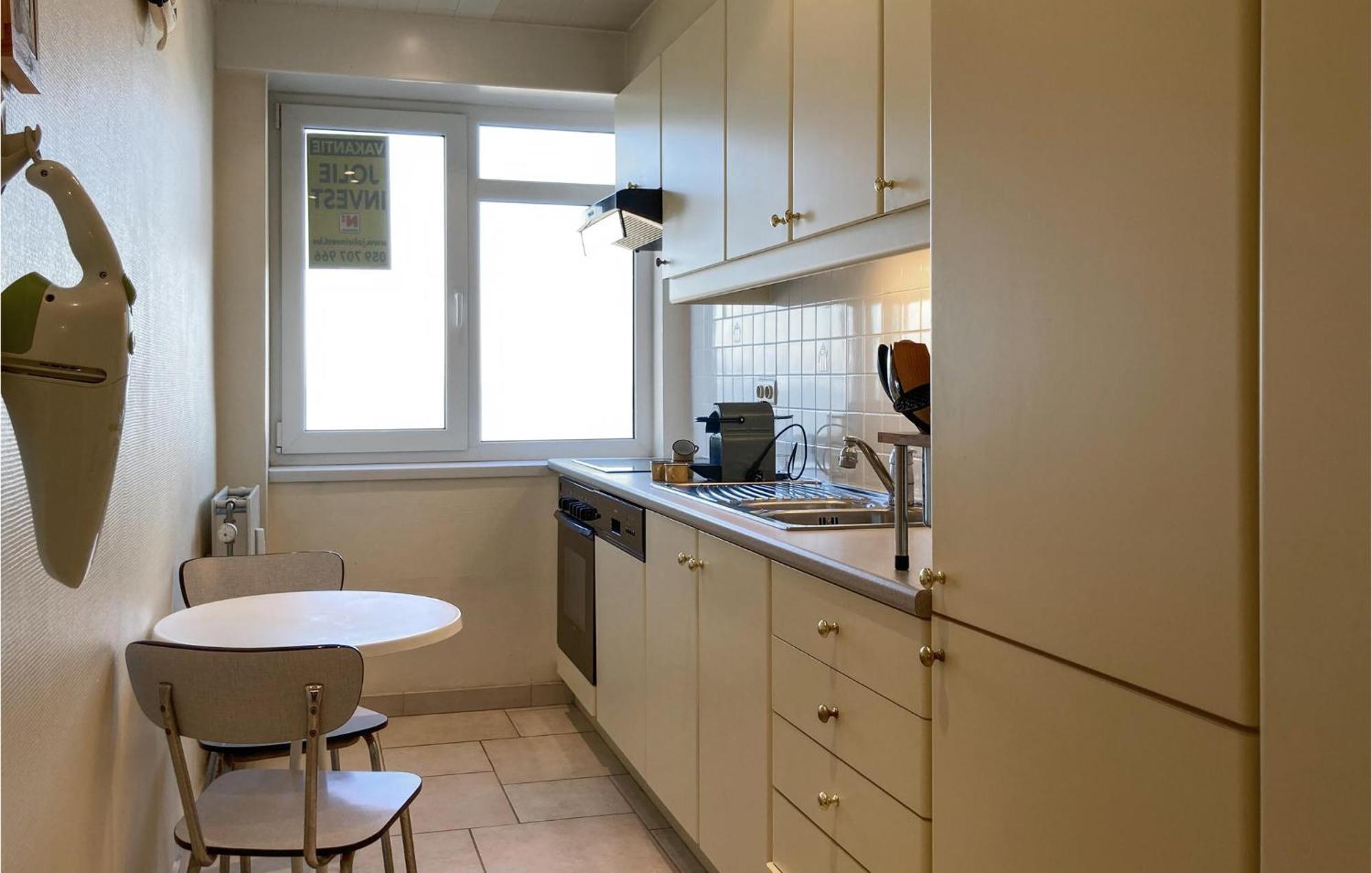 Awesome Apartment In Oostende With House Sea View Eksteriør billede